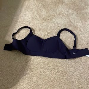 Lululemon Ta-Ta Tamer sports bra